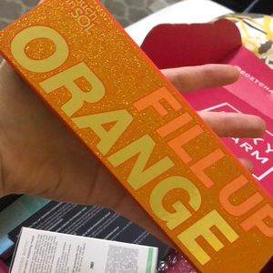 Touch in SOL pretty eyeshadow pallette